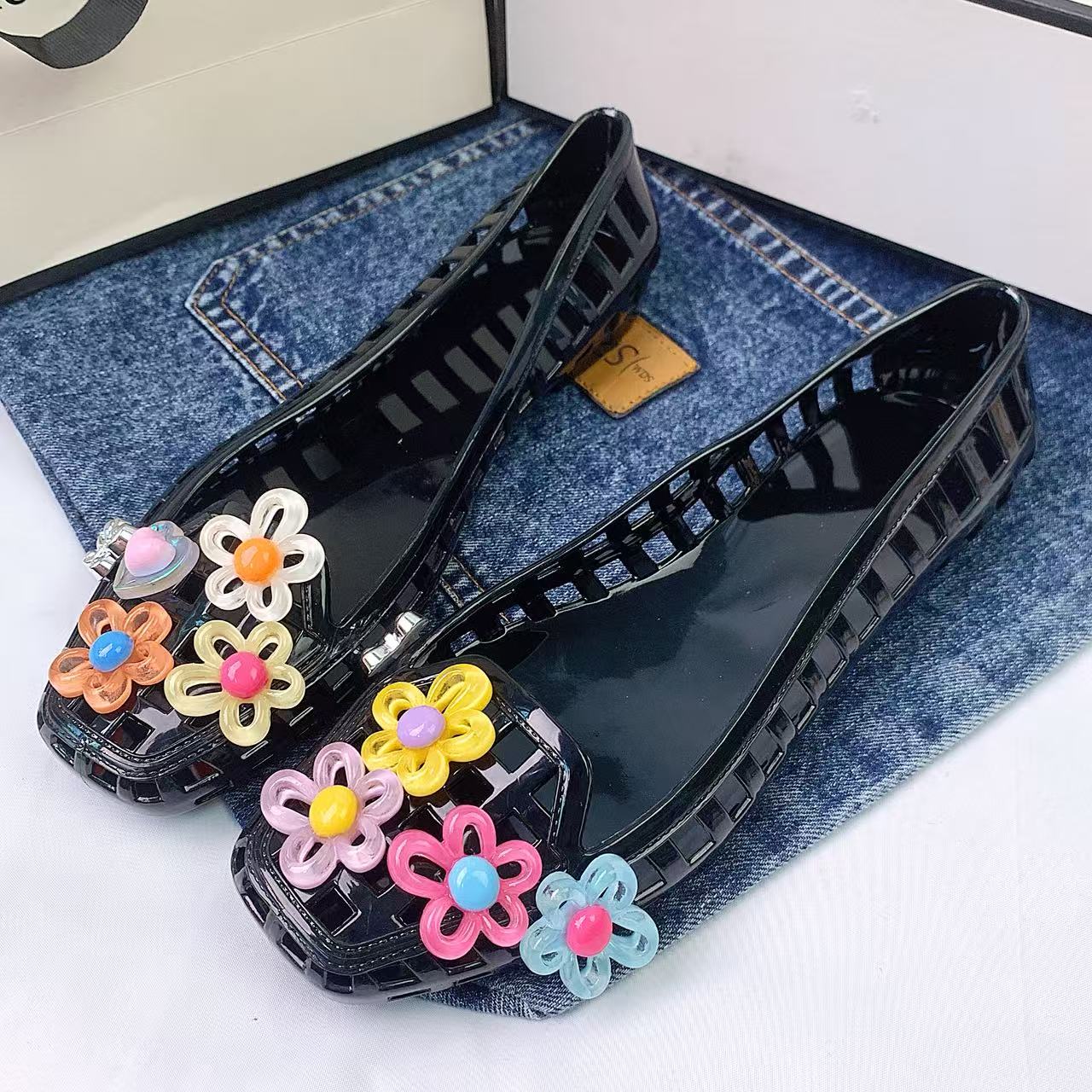 Fashionable Women's Shoes Jell - огляд і ціна Florist Supplies